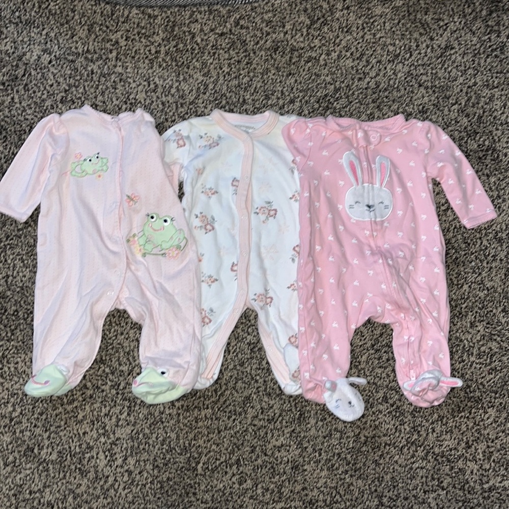 0-3 mo girl Pajama bundle